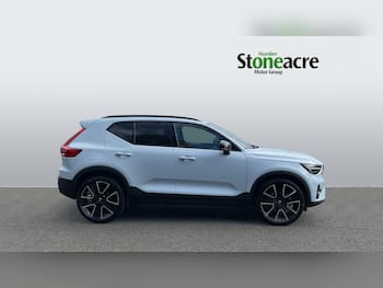Used Volvo XC40 2026 for sale - 79831498: Photo