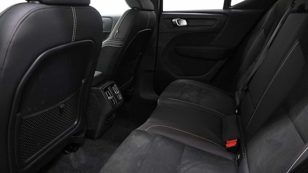 Used Volvo XC40 2024 for sale - 74358478: Photo 13