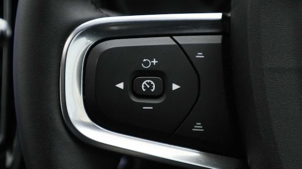 Used Volvo XC40 2024 for sale - 74358478: Photo 29