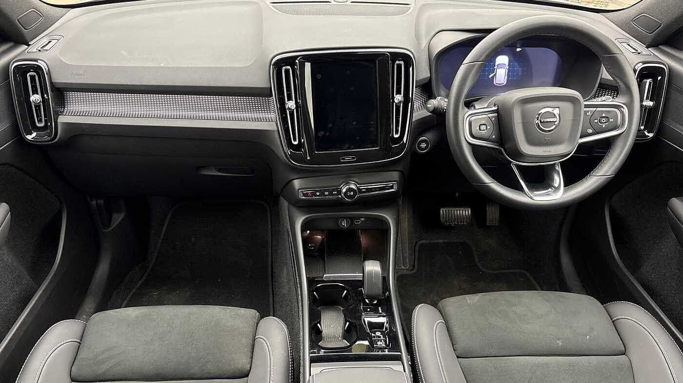 Used Volvo XC40 2024 for sale - 76336645: Photo 10