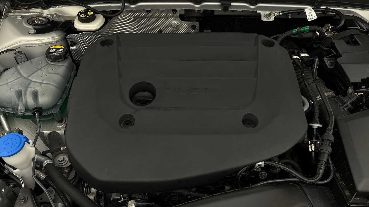 Used Volvo XC40 2024 for sale - 76336645: Photo 15