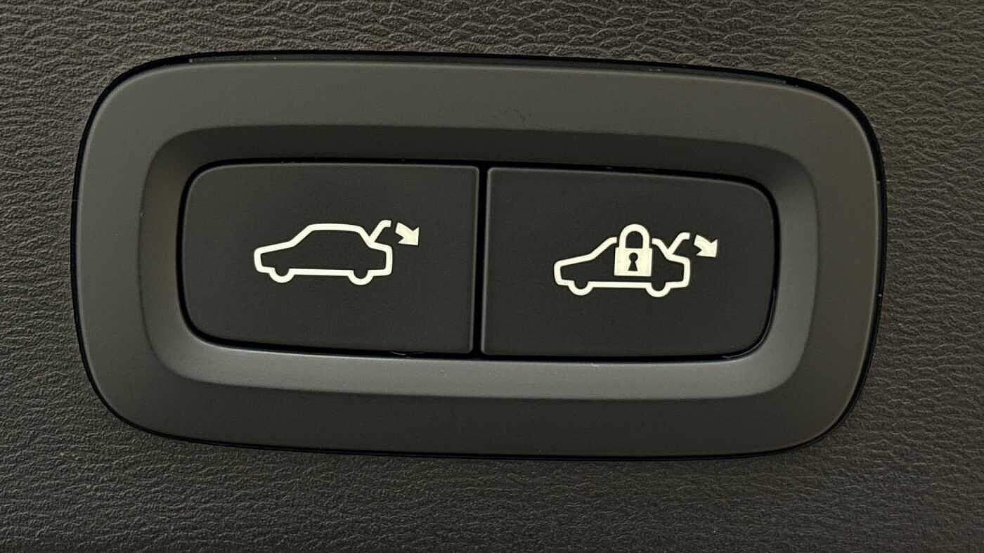 Used Volvo XC40 2024 for sale - 76336645: Photo 18
