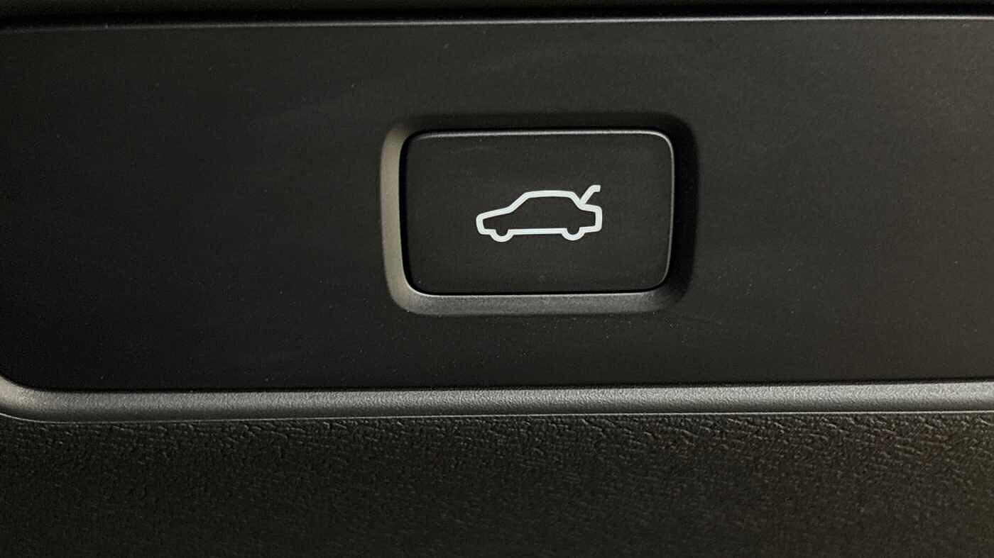 Used Volvo XC40 2024 for sale - 76336645: Photo 29