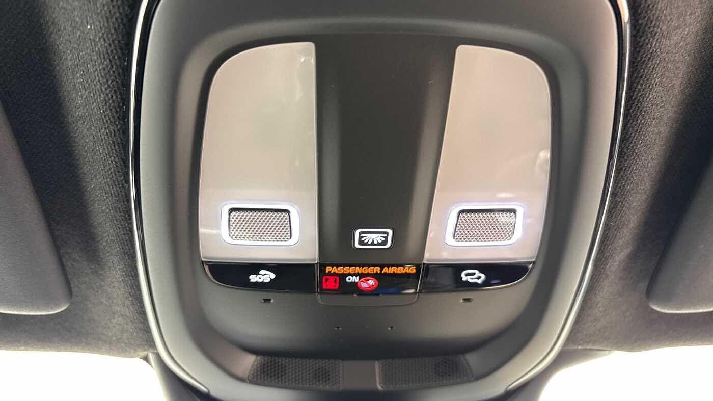 Used Volvo XC40 2024 for sale - 76336645: Photo 32