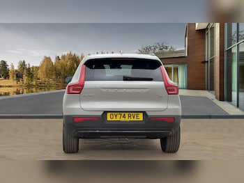 Used Volvo XC40 2024 for sale - 76336645: Photo