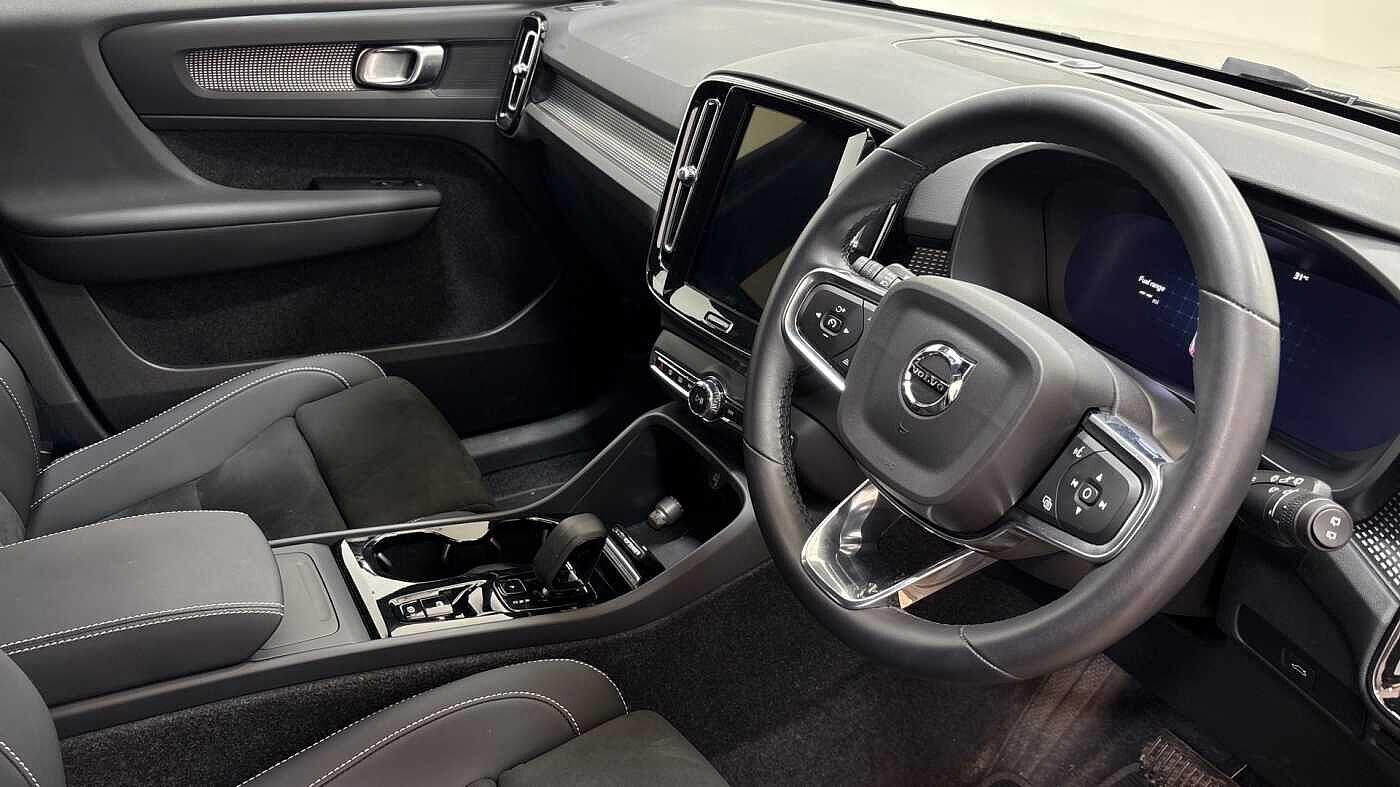 Used Volvo XC40 2024 for sale - 76336645: Photo 9