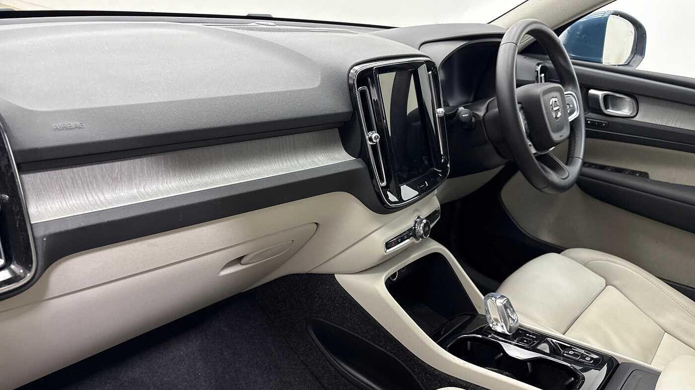 Used Volvo XC40 2025 for sale - 77647190: Photo 6