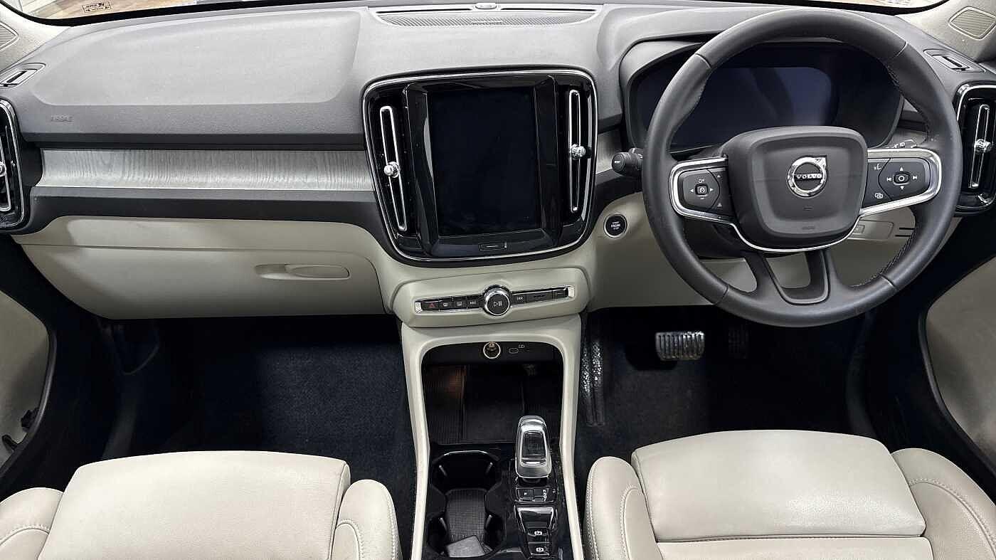 Used Volvo XC40 2025 for sale - 77647190: Photo 8