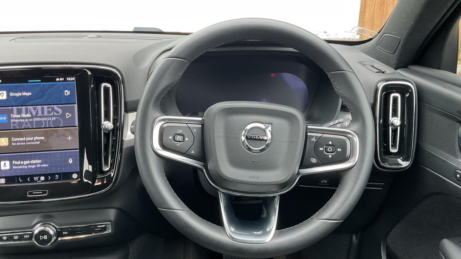 Used Volvo XC40 2023 for sale - 75926814: Photo 10