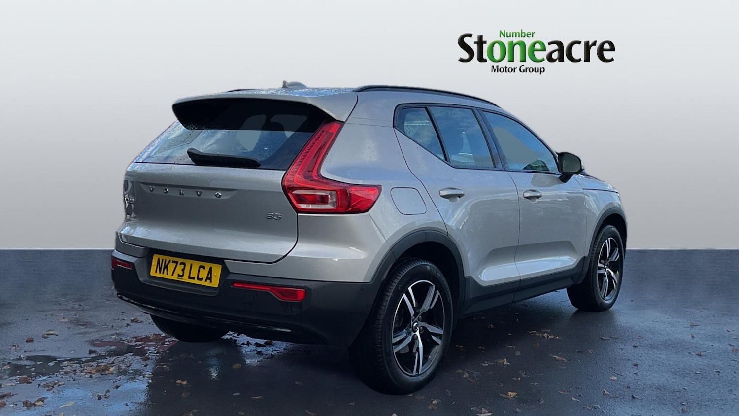 Used Volvo XC40 2023 for sale - 75926814: Photo 2