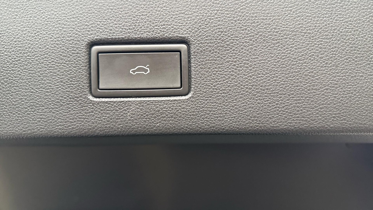 Used Volkswagen T-Roc 2021 for sale - 77479394: Photo 27