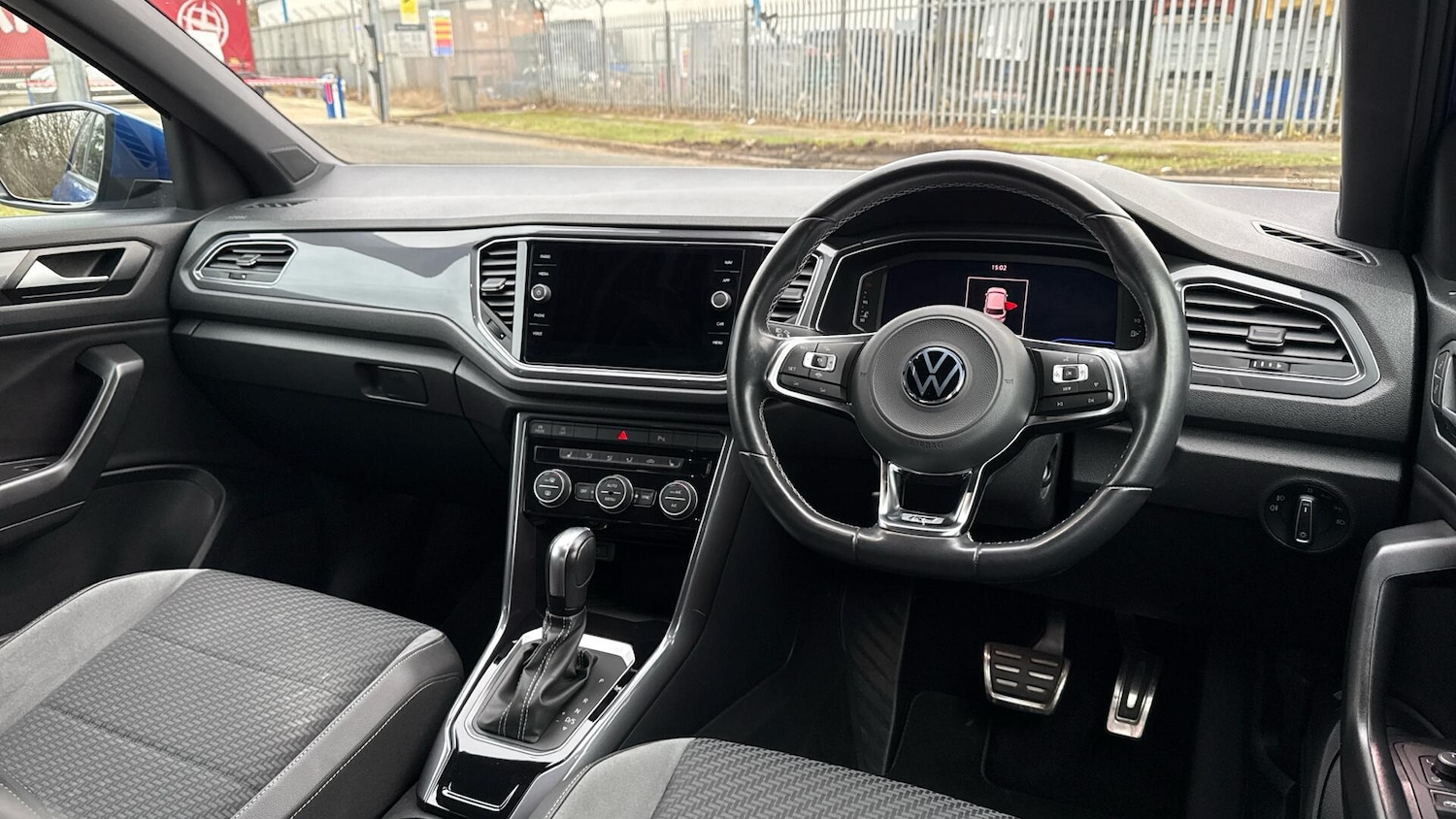 Used Volkswagen T-Roc 2021 for sale - 77479394: Photo 4