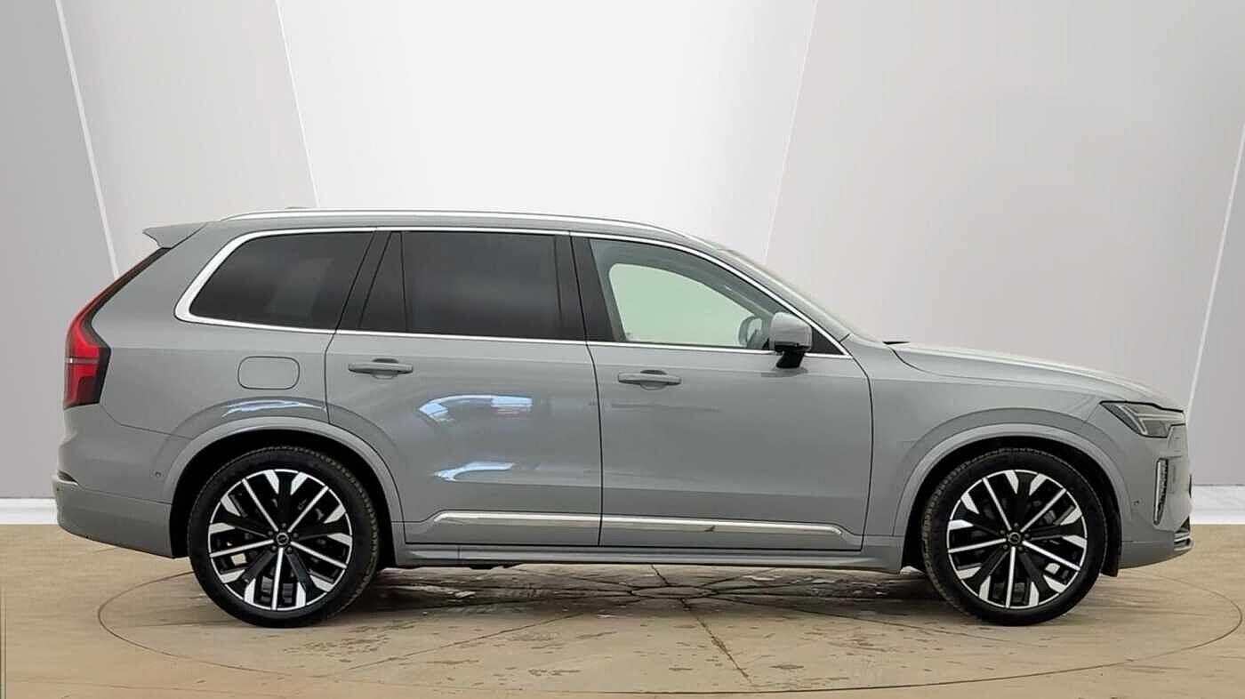 Used Volvo XC90 2025 for sale - 78006818: Photo 2