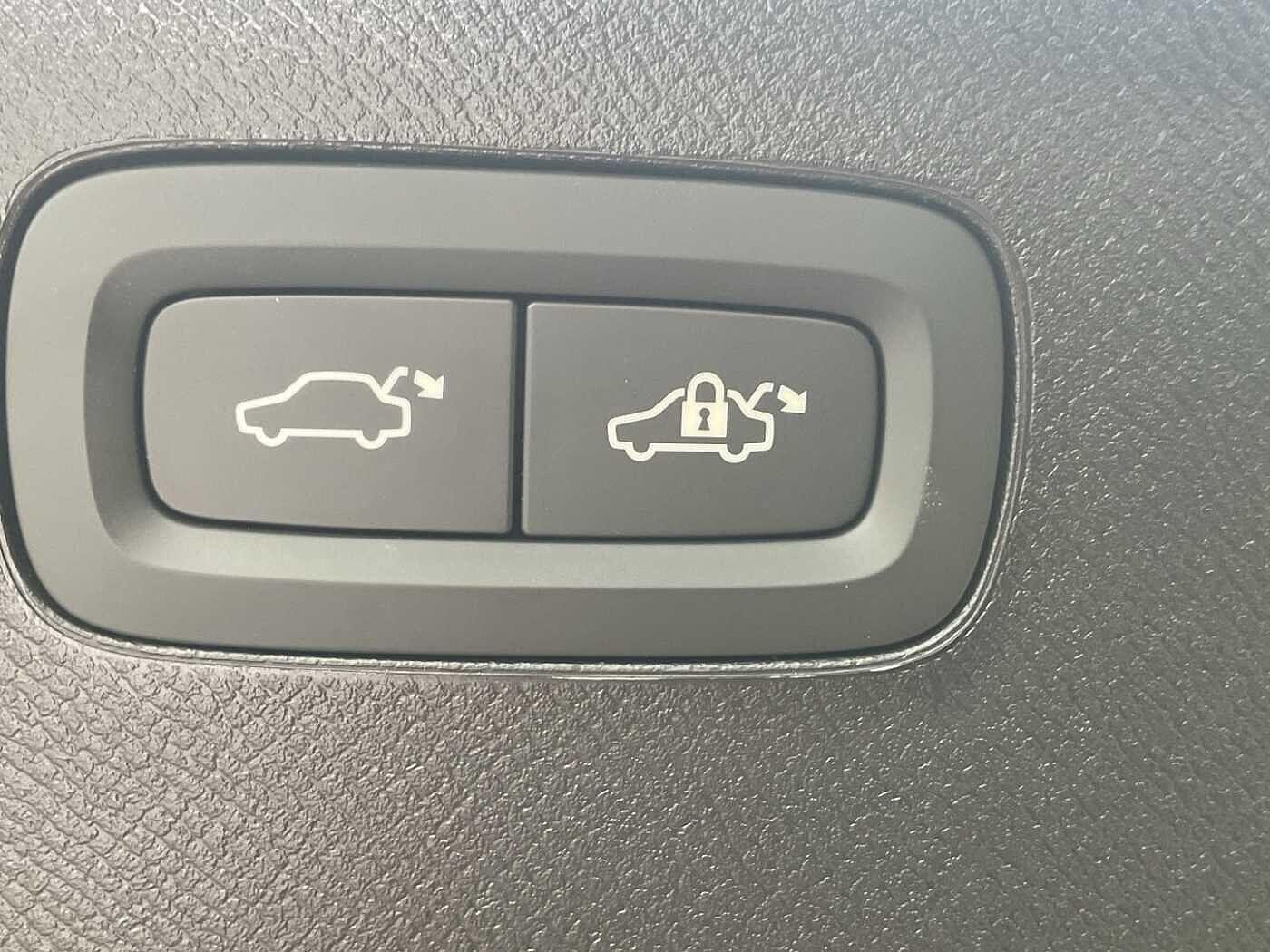 Used Volvo XC90 2025 for sale - 76800827: Photo 29