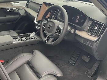 Used Volvo XC90 2025 for sale - 76800827: Photo