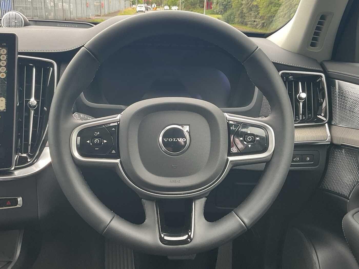 Used Volvo XC90 2025 for sale - 76800827: Photo 5