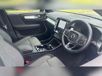 Used Volvo XC40 2023 for sale - 78404094: Photo
