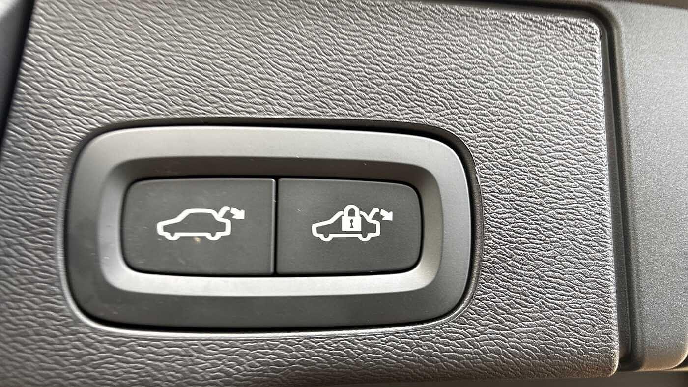 Used Volvo XC60 2025 for sale - 77314866: Photo 19