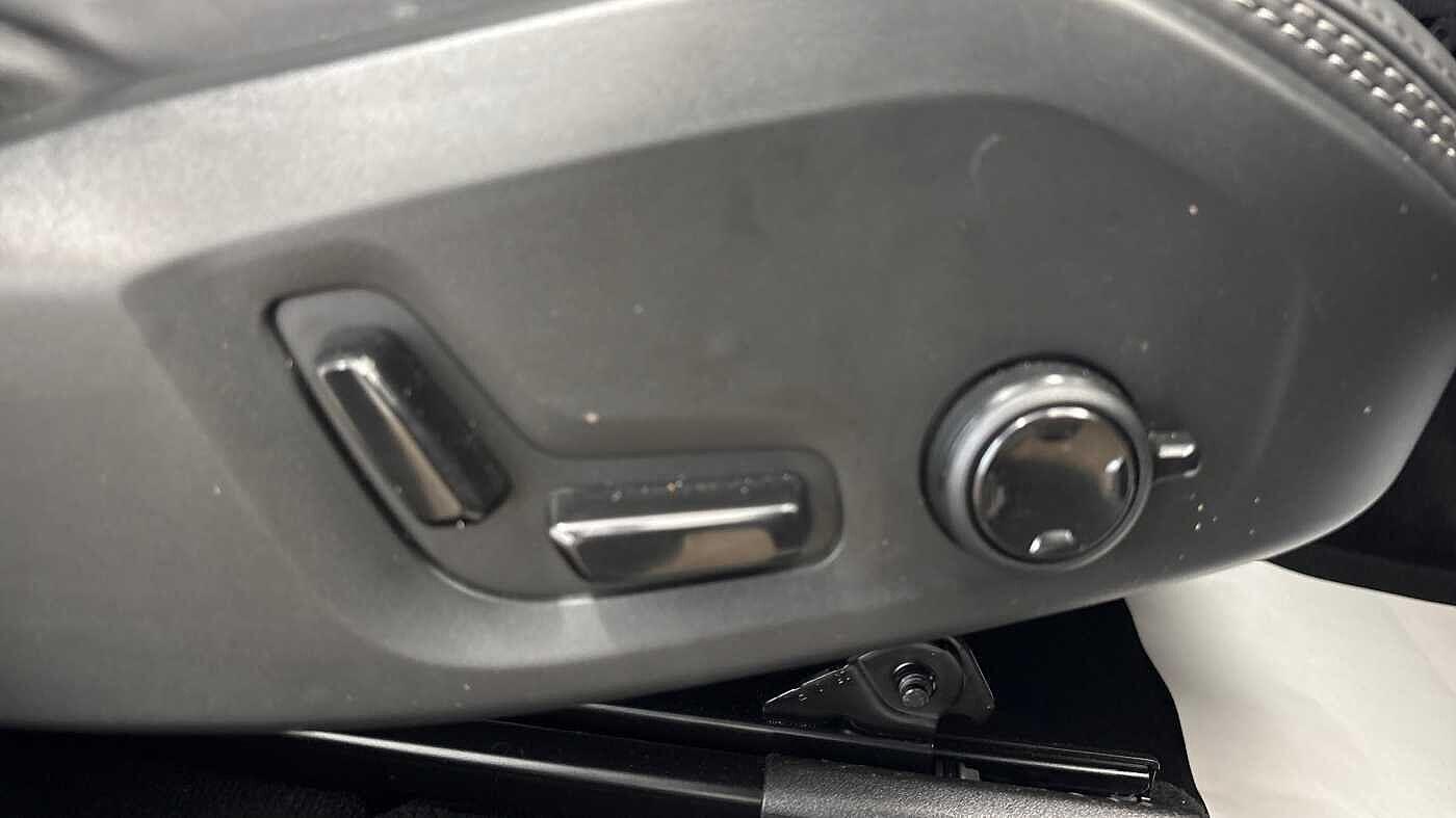 Used Volvo XC60 2025 for sale - 77314866: Photo 28