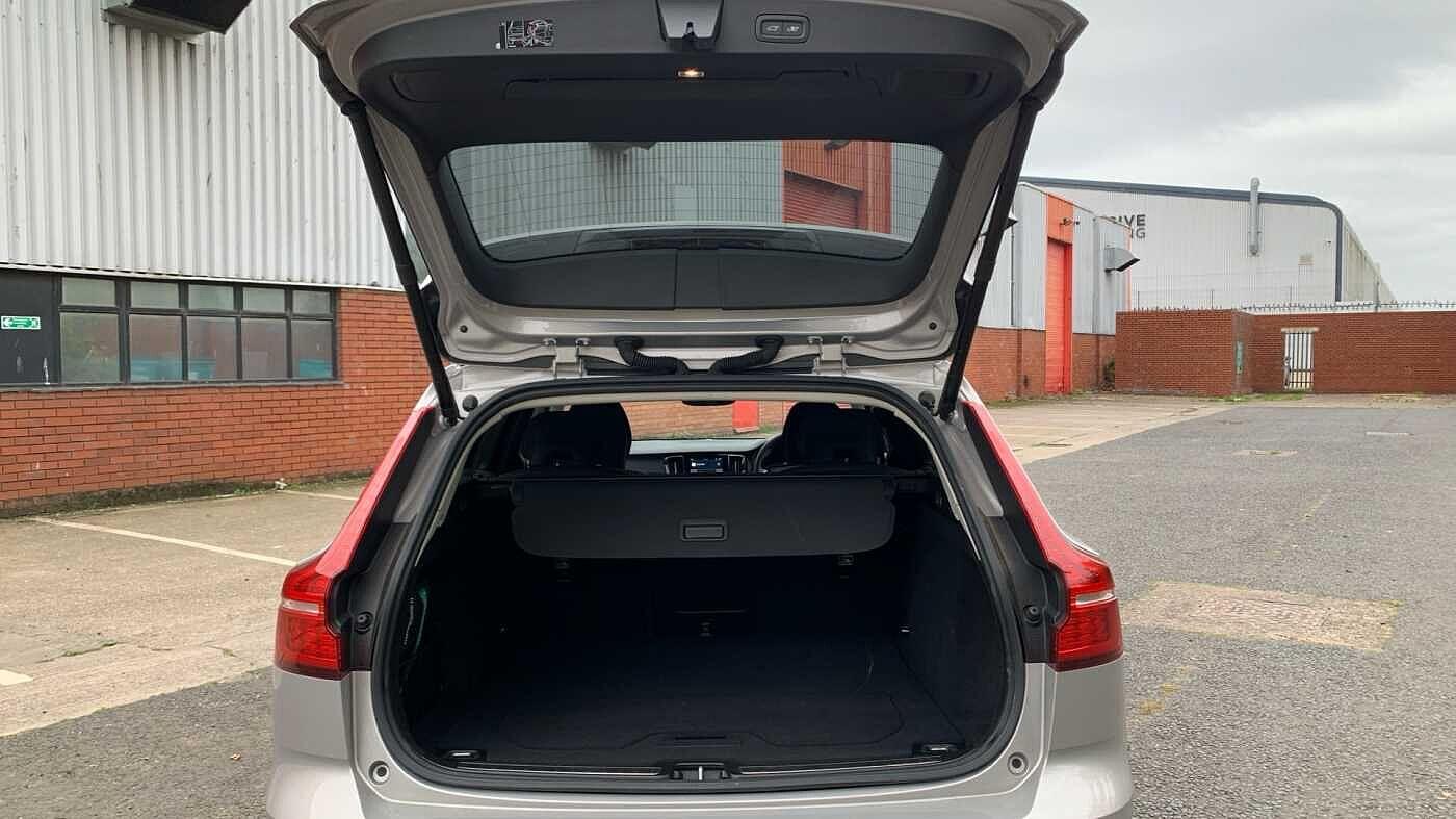 Used Volvo V60 2024 for sale - 77467953: Photo 15