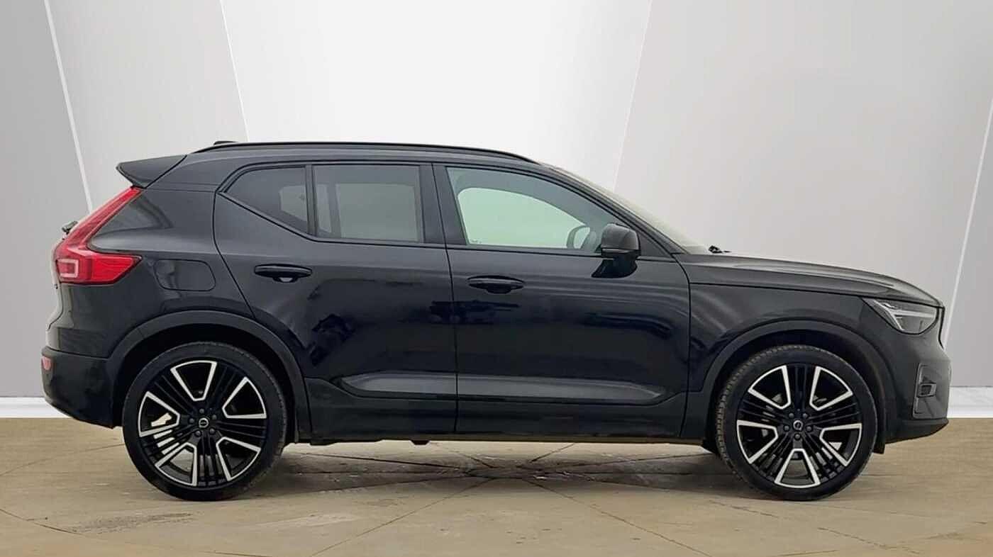Used Volvo XC40 2025 for sale - 78007766: Photo 2