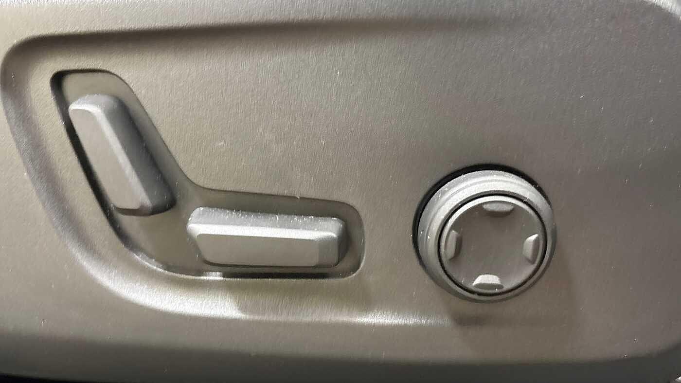 Used Volvo XC40 2025 for sale - 76389417: Photo 27