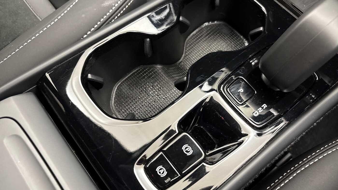 Used Volvo XC40 2025 for sale - 76389417: Photo 31