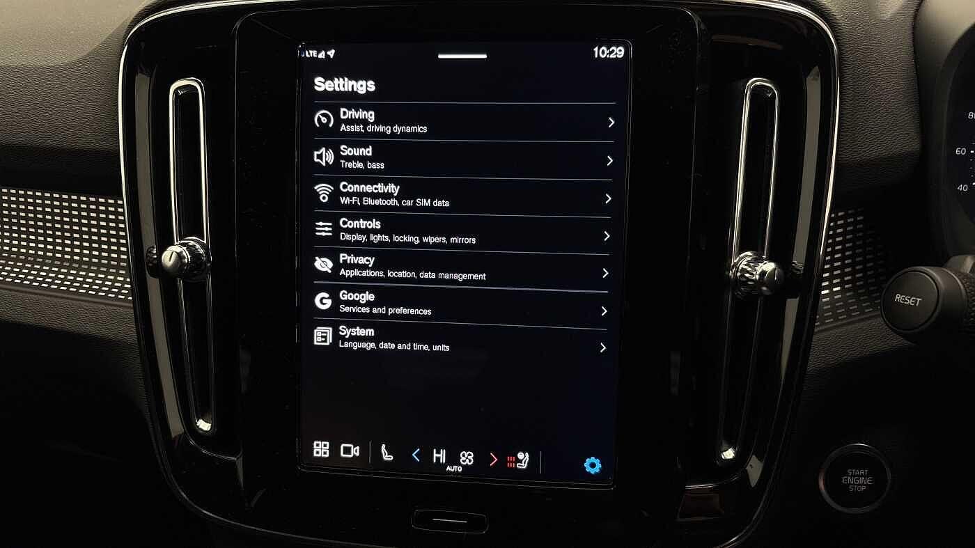 Used Volvo XC40 2025 for sale - 76389417: Photo 34