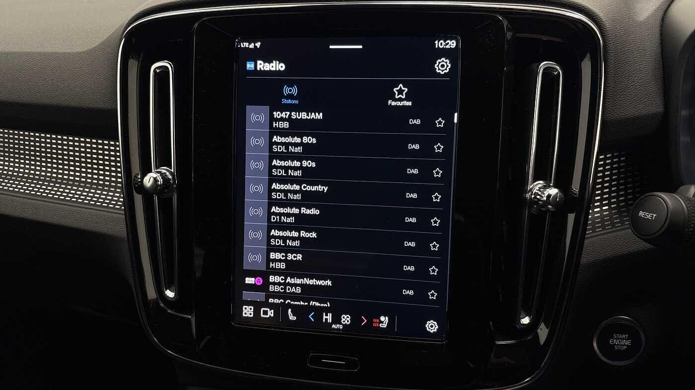 Used Volvo XC40 2025 for sale - 76389417: Photo 36