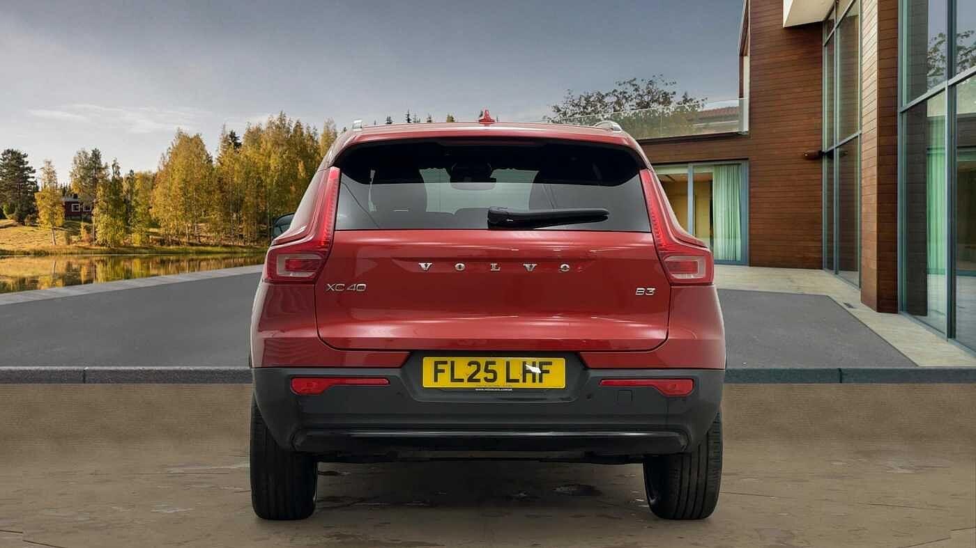 Used Volvo XC40 2025 for sale - 76389417: Photo 4