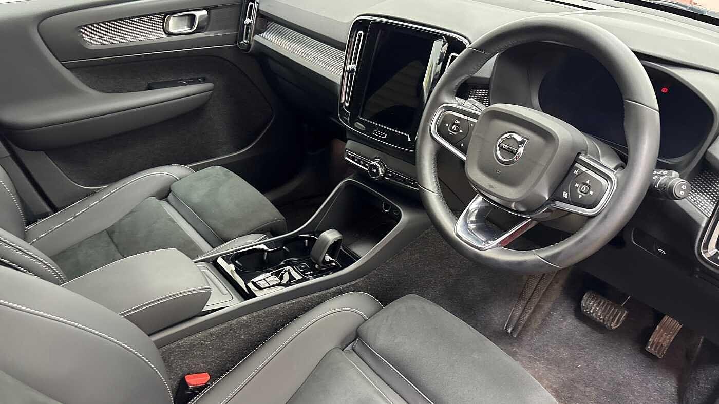 Used Volvo XC40 2025 for sale - 76389417: Photo 9