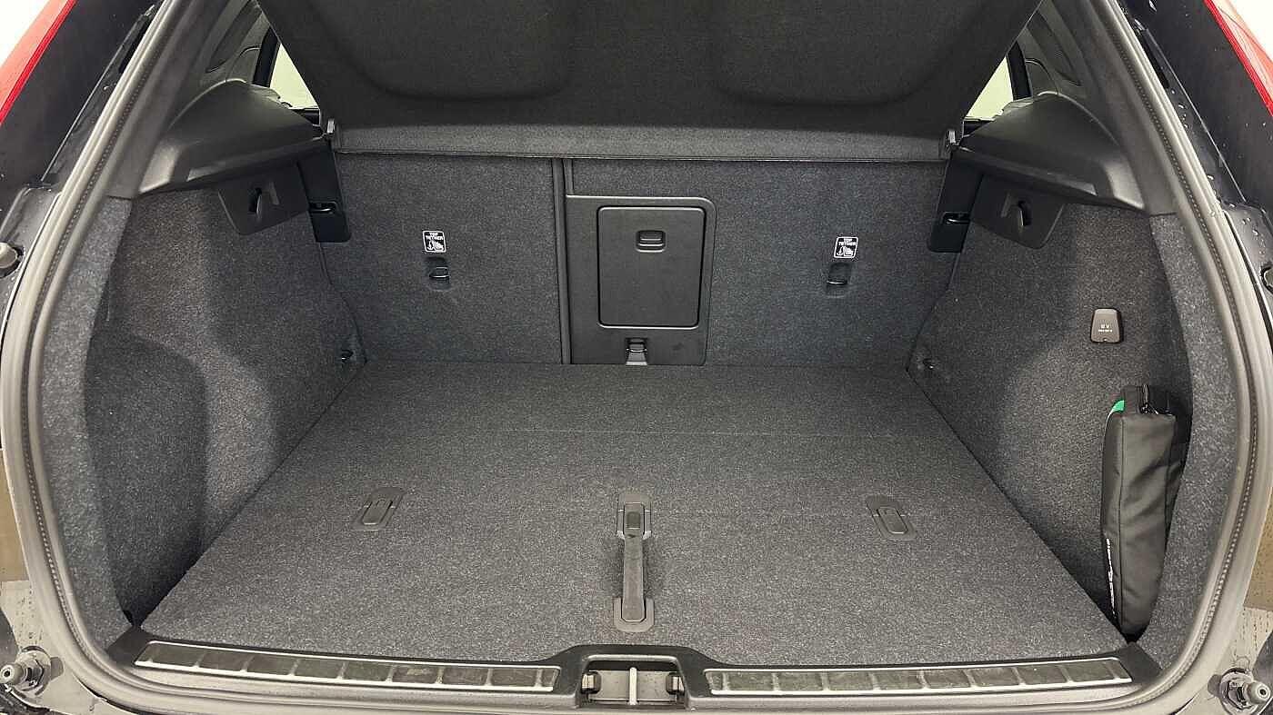 Used Volvo XC40 2025 for sale - 76512367: Photo 14