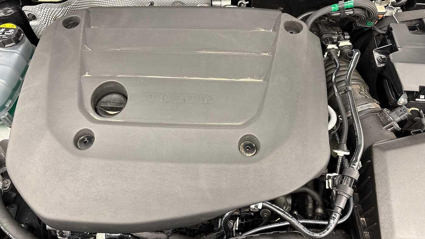 Used Volvo XC40 2025 for sale - 76512367: Photo 15