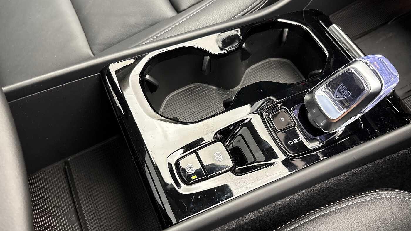 Used Volvo XC40 2025 for sale - 76512367: Photo 32