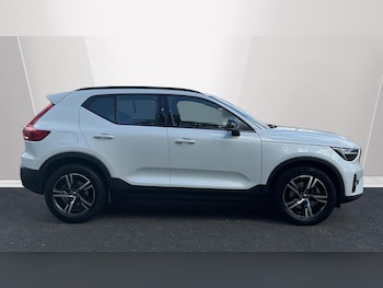 Used Volvo XC40 2023 for sale - 78573908: Photo