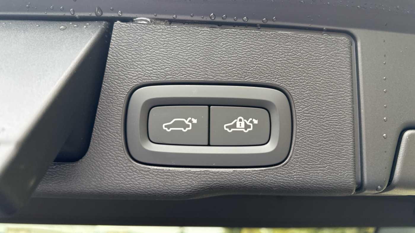 Used Volvo XC60 2025 for sale - 77424665: Photo 18