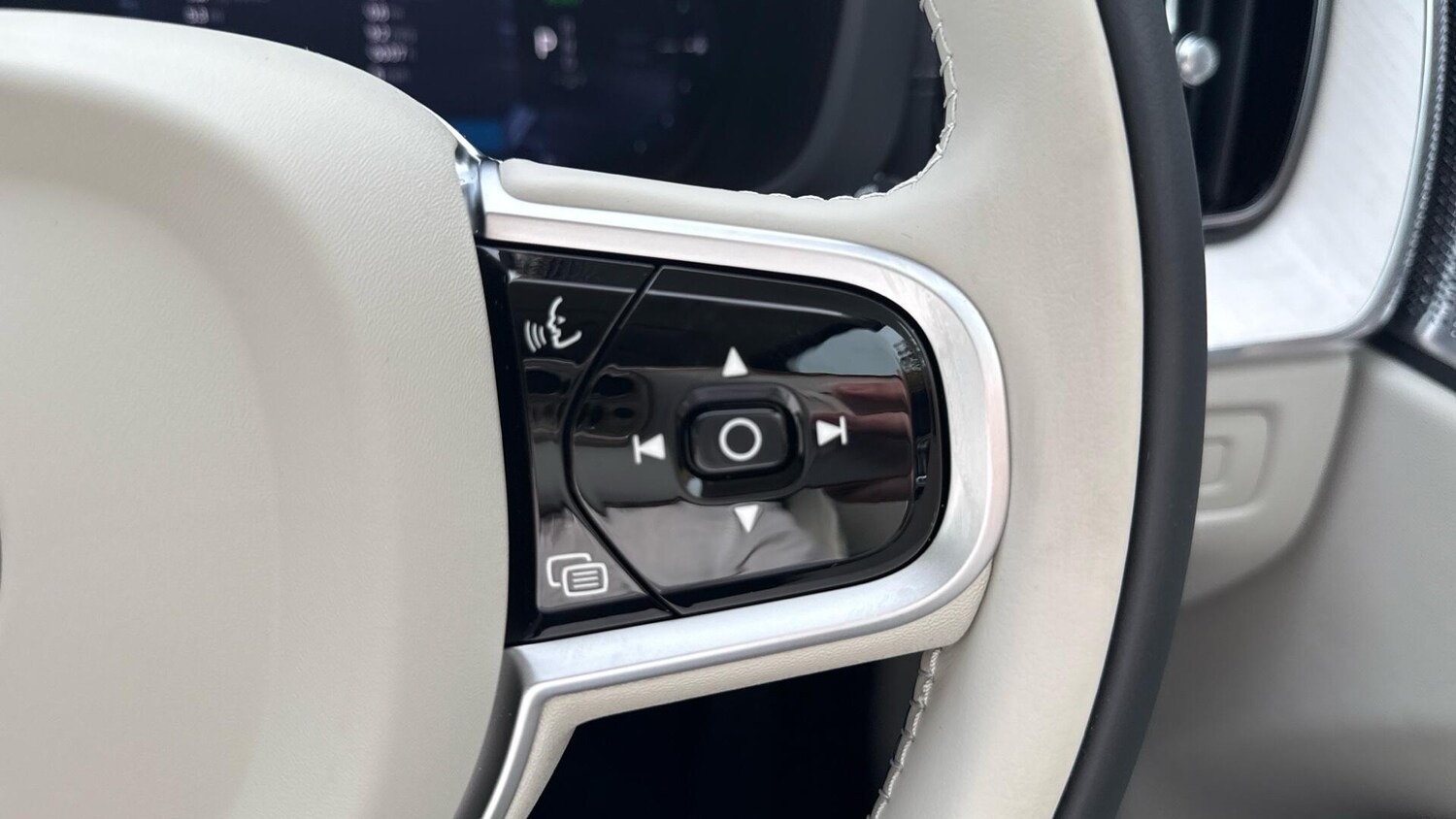 Used Volvo XC60 2025 for sale - 77424665: Photo 66