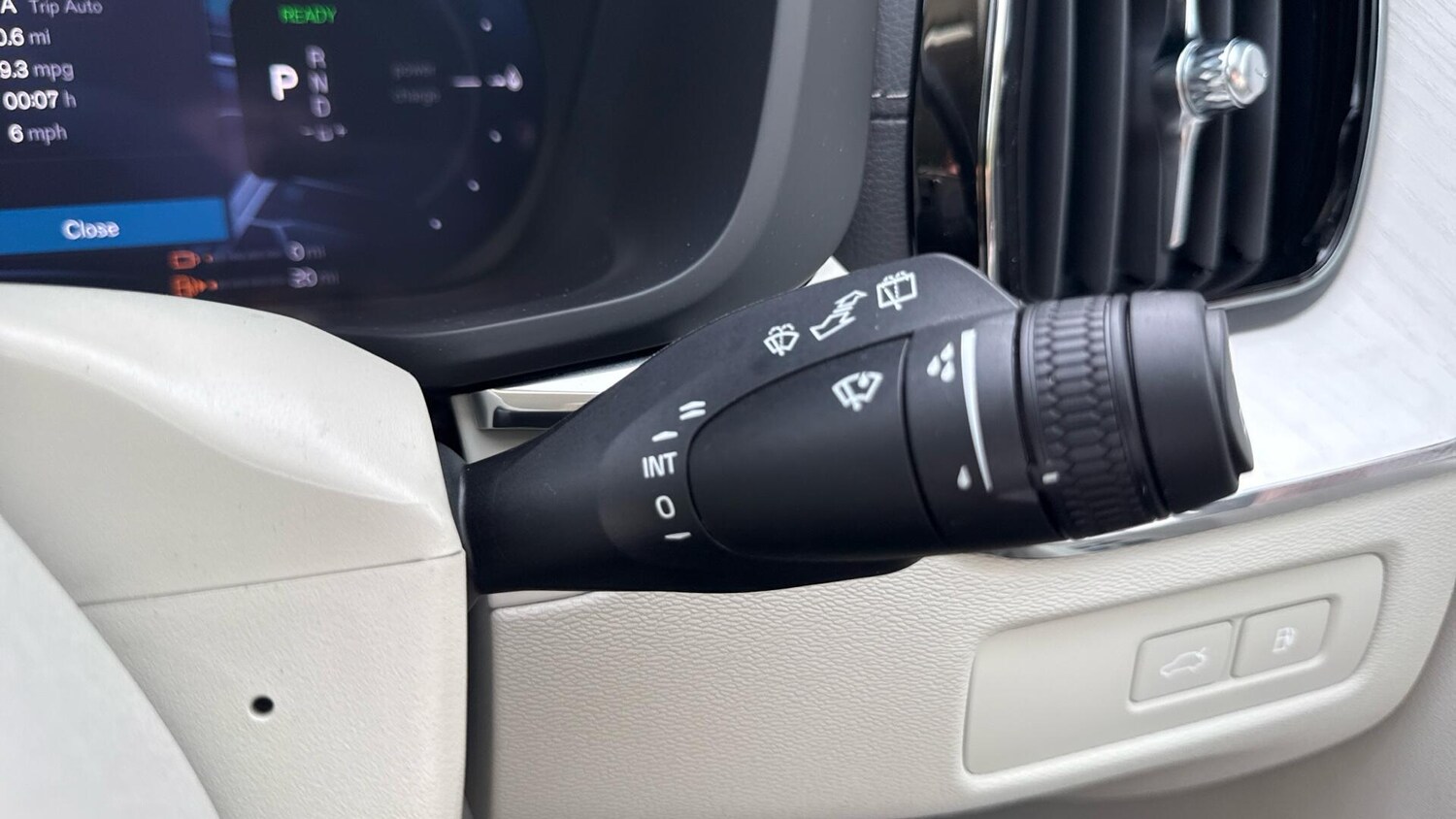 Used Volvo XC60 2025 for sale - 77424665: Photo 67