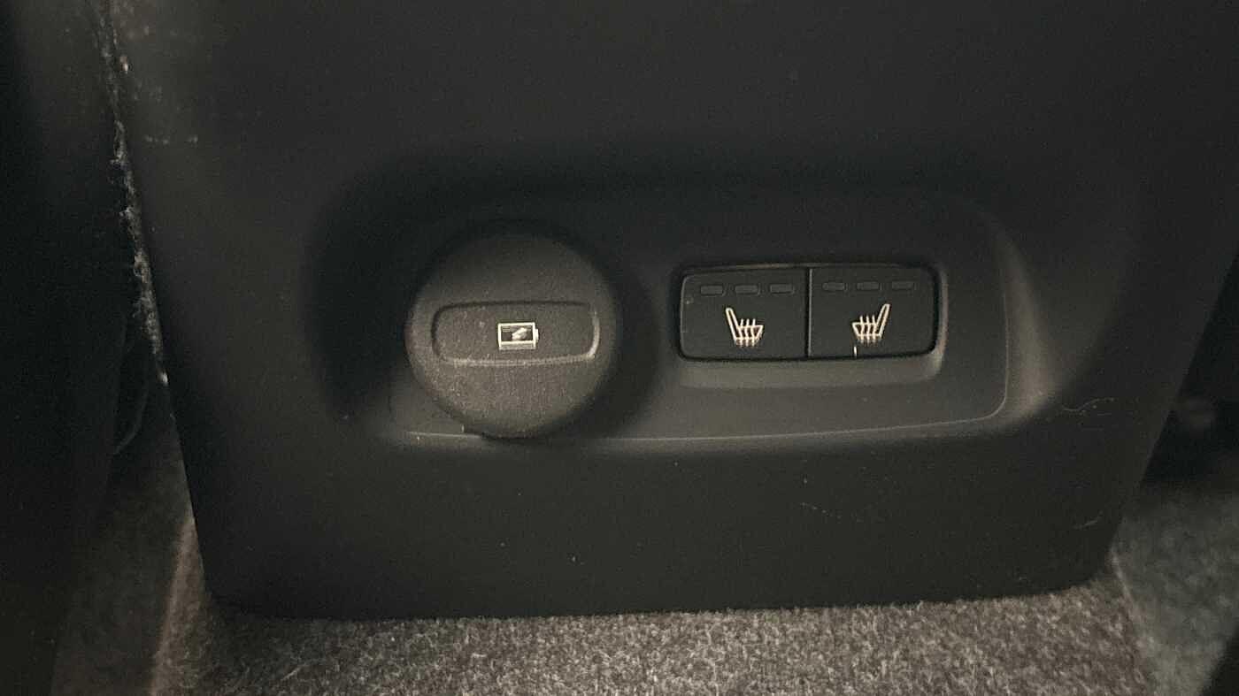 Used Volvo XC40 for sale - 77537982: Photo 17