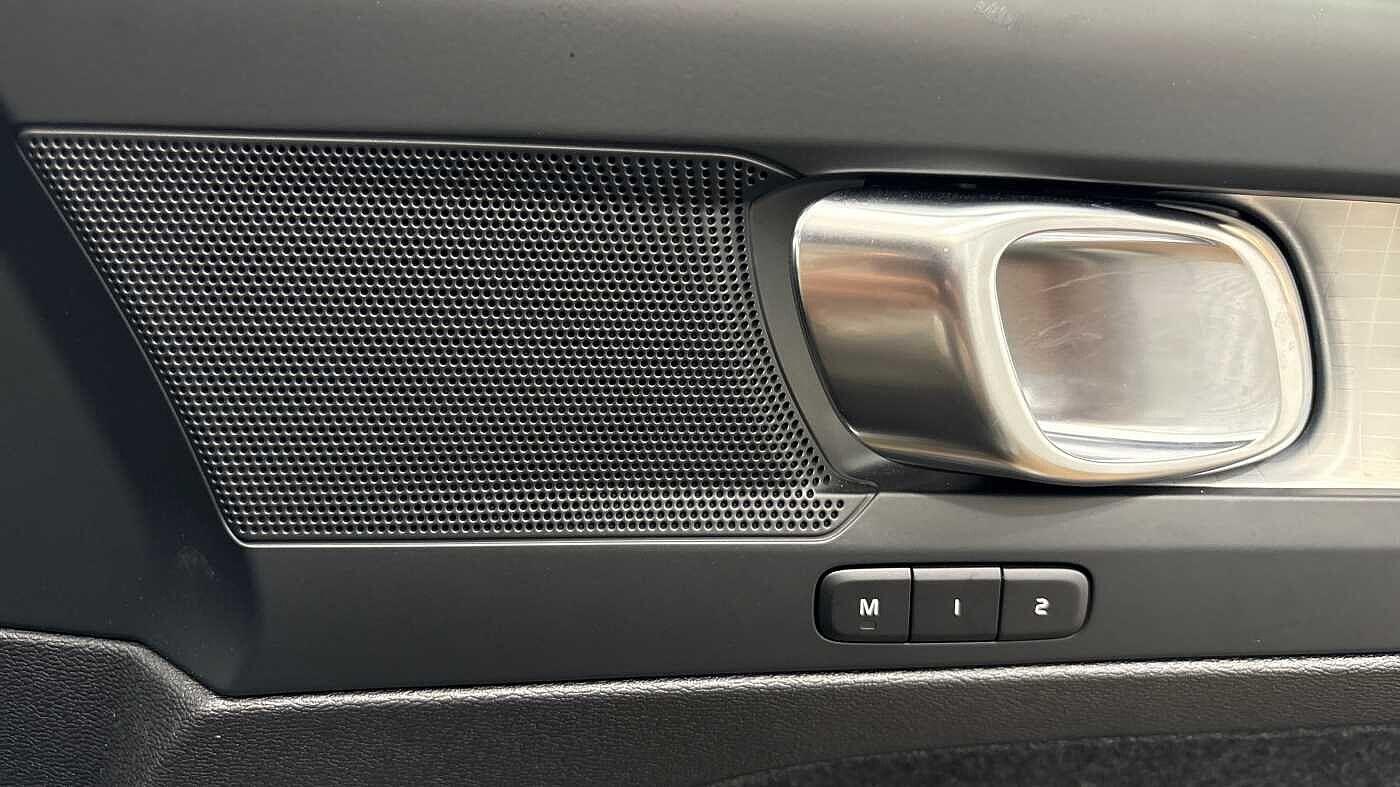 Used Volvo XC40 for sale - 77537982: Photo 26