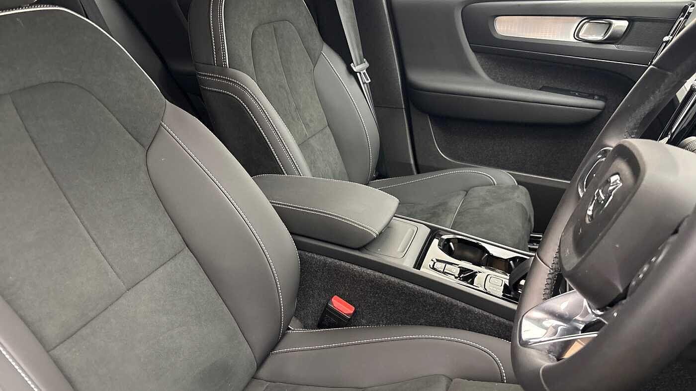 Used Volvo XC40 for sale - 77537982: Photo 28