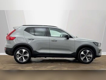Used Volvo XC40 2025 for sale - 77537982: Photo