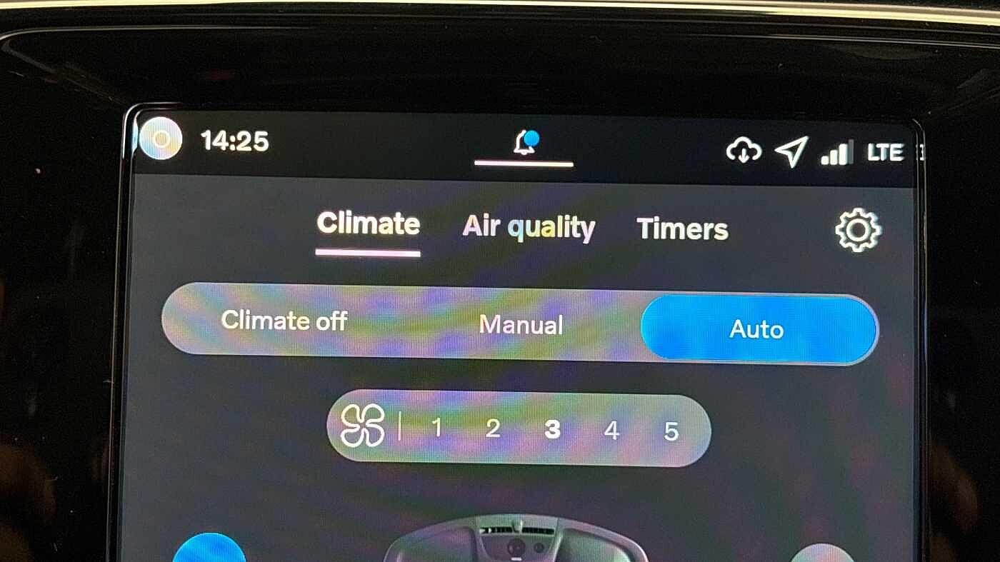 Used Volvo XC40 for sale - 77537982: Photo 39