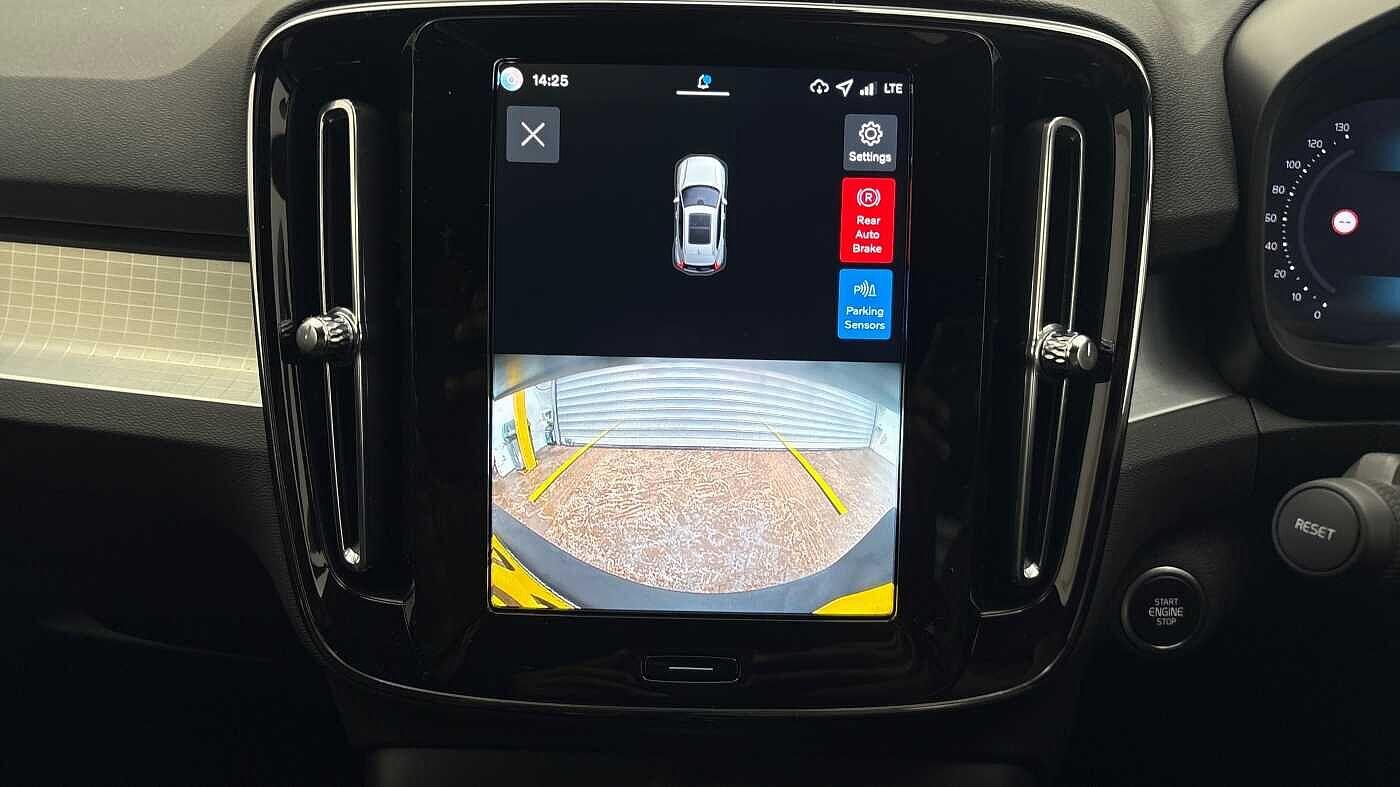 Used Volvo XC40 for sale - 77537982: Photo 41