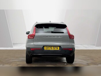 Used Volvo XC40 2025 for sale - 77537982: Photo
