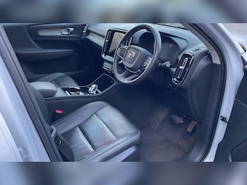 Used Volvo XC40 2020 for sale - 76389225: Photo