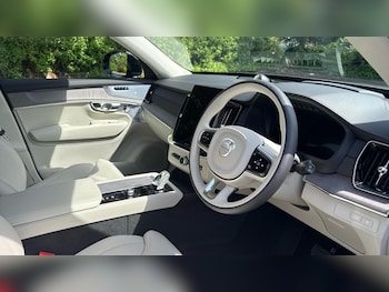 Used Volvo XC90 2026 for sale - 78684333: Photo
