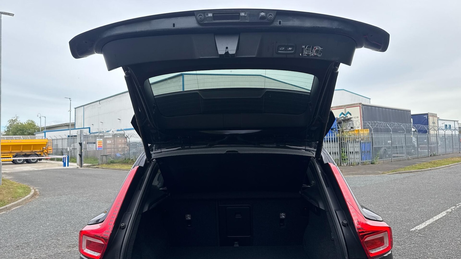 Used Volvo XC40 2021 for sale - 76094992: Photo 13
