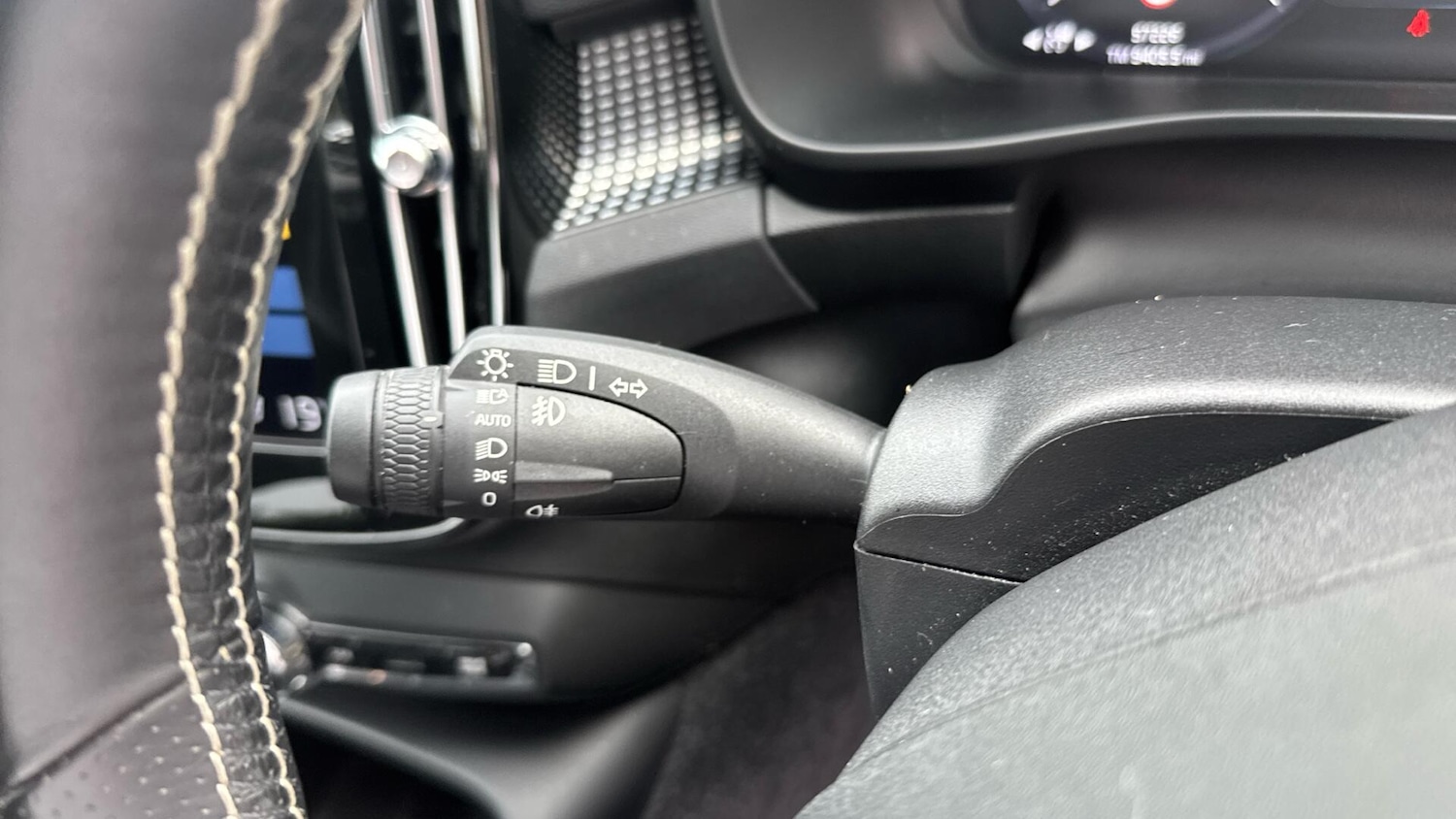Used Volvo XC40 2021 for sale - 76094992: Photo 18