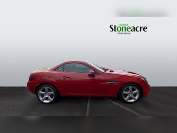 Used Mercedes-Benz SLC 2016 for sale - 76572546: Photo